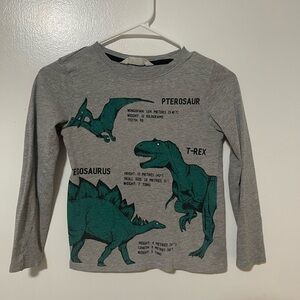 H&M boy long sleeve shirt size 6-8y